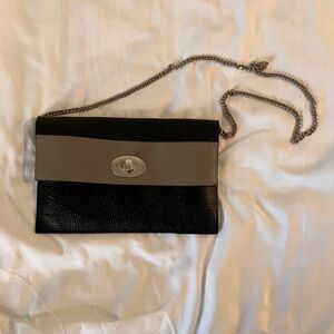 Cleo & Patek Italy Pebbled Leather Crossbody w/Silver Chain Strap